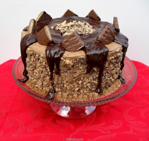 Excitement Walnut Birthday Cake