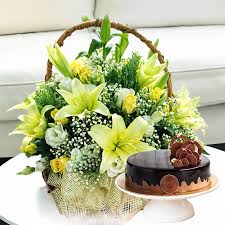 Blushing Lily Bouquet with chocolate Cake