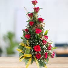 Beautiful Red Roses Arrangement