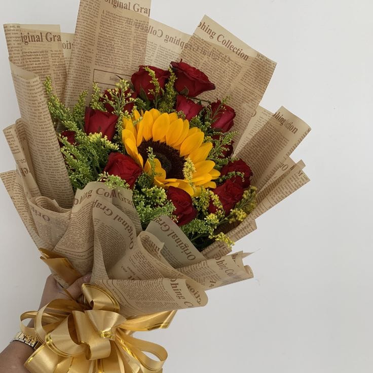 Sunflower And Rose Harmony