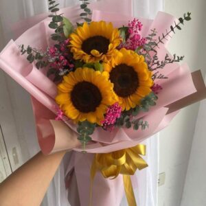 Soothing Sunflower Gift Bouquet